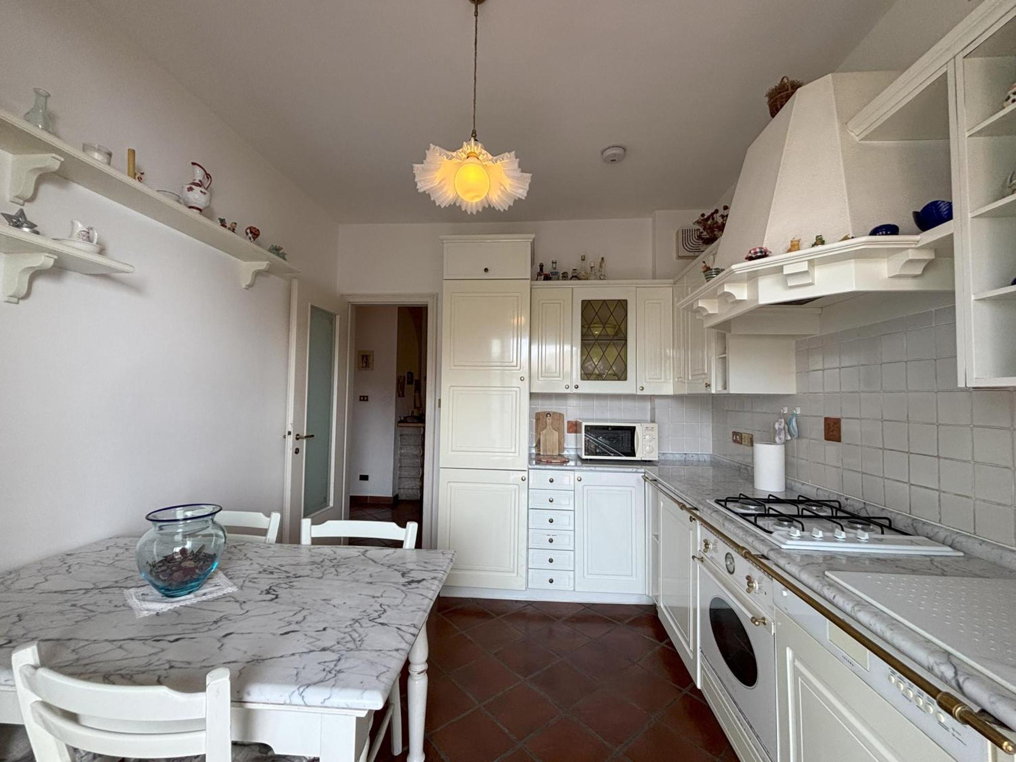 Affitto Turistico Via Bonomea 219-1 Apartment Trieste Luaran gambar